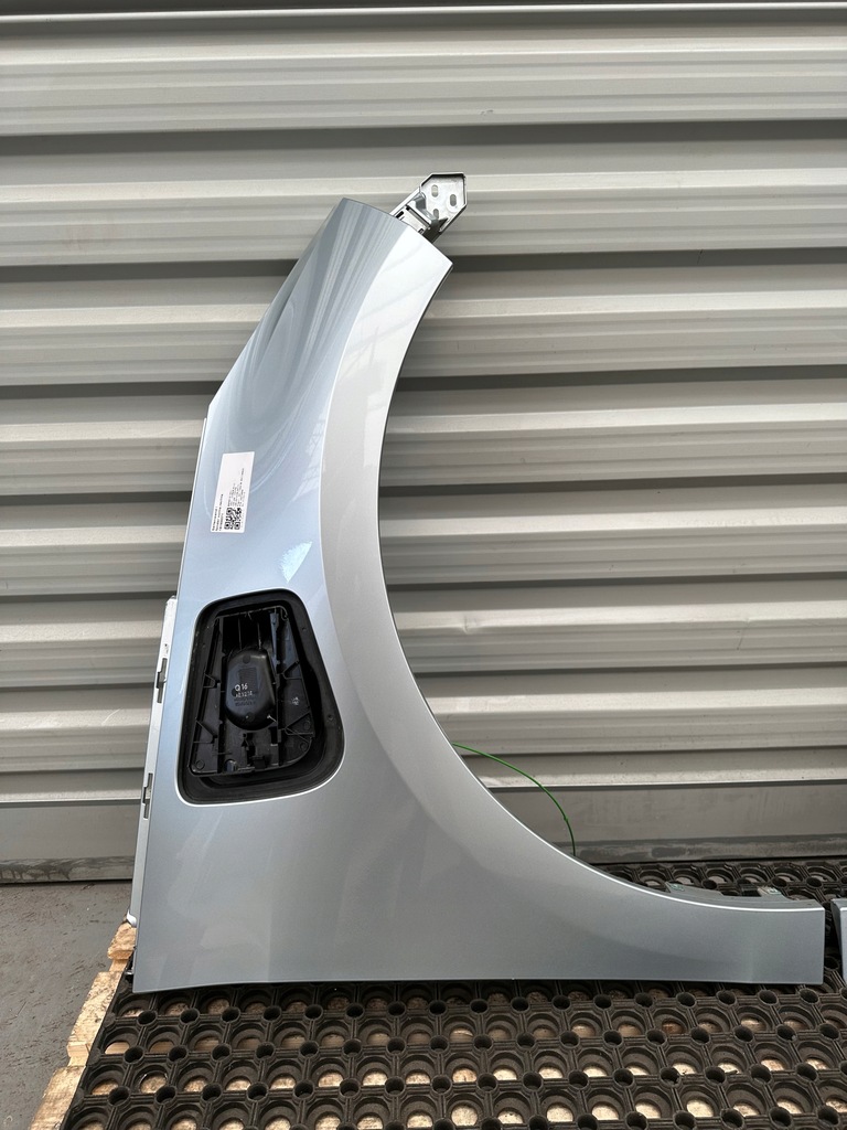 фото №15, Bmw i3 i01 перед капот бампер pas радіатор фари h7