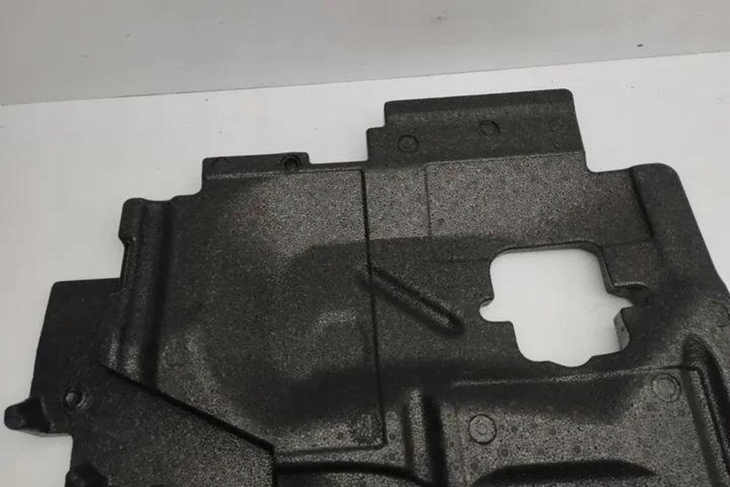 фото №8, Пена багажника maserati ghibli m157 670030580 3.0l дизель 202kw 2014