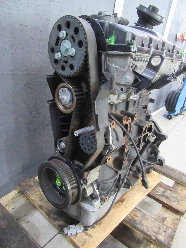 фото №4, Двигатель блок двигателя vw transporter t5 multivan 1.9 tdi 105 km axb axc 105km