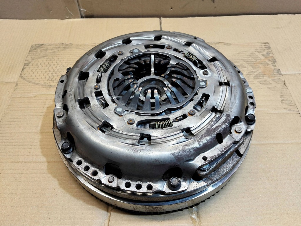 Купити Dmumasa притиск зчеплення комплект mazda 3 6 cx-3 cx-5 2.2d sh01 2012-