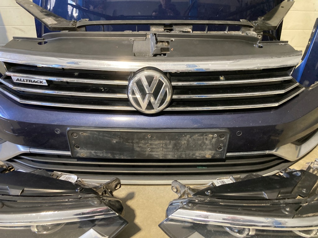 Купити Перед капот бампер ремінь фари vw passat b8 alltrack lh5x