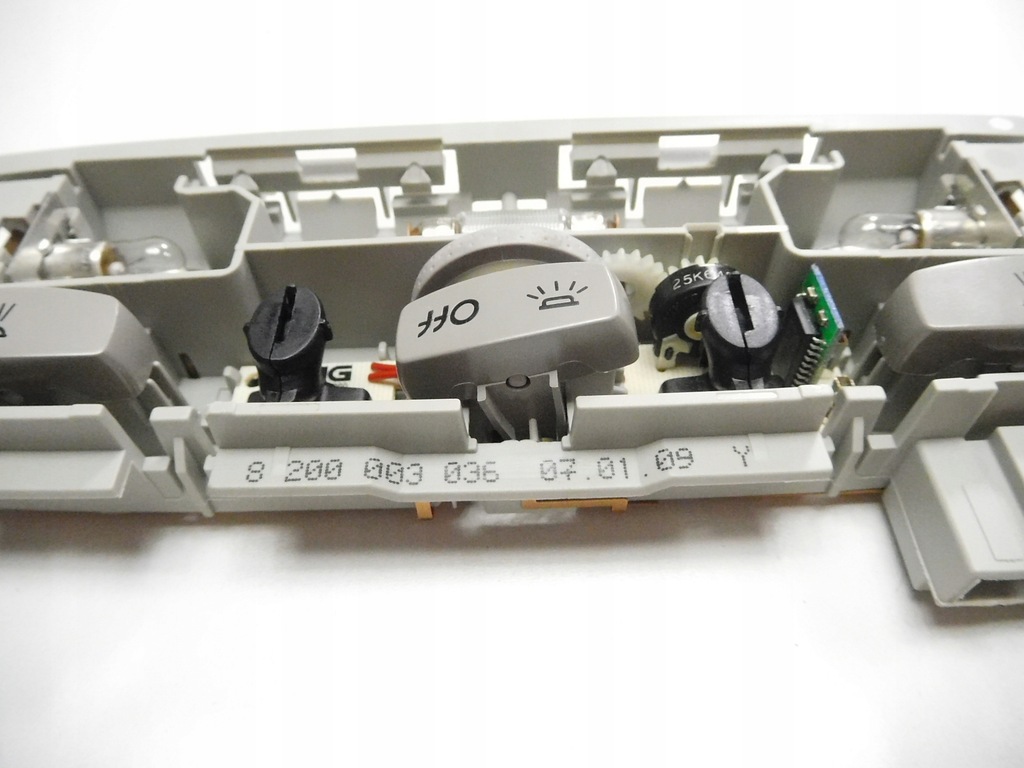 фото №10, Освітлення кабіни renault laguna ii оригінальний номер 8200465794