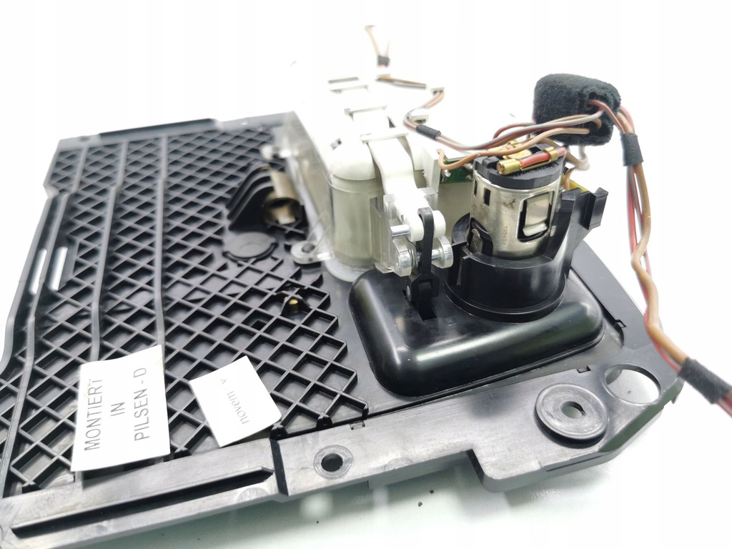 фото №12, Bmw 7 e65 e66 2003 попільничка передня 8223327