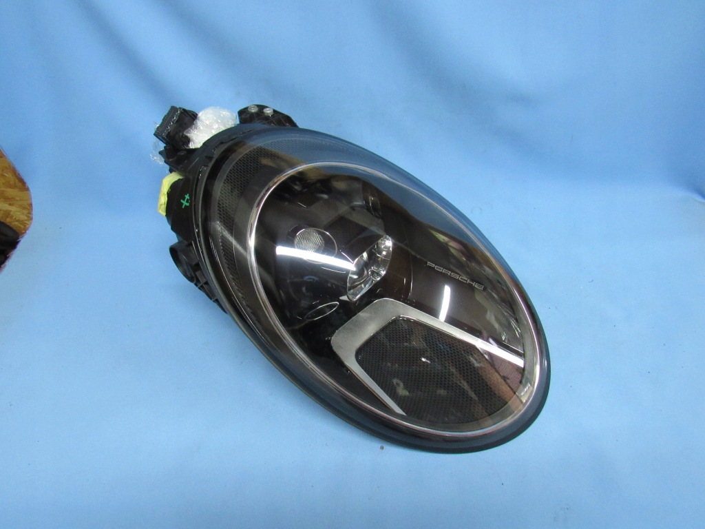 фото №1, Права porsche 911 992 pdls full led ідеальний стан europa