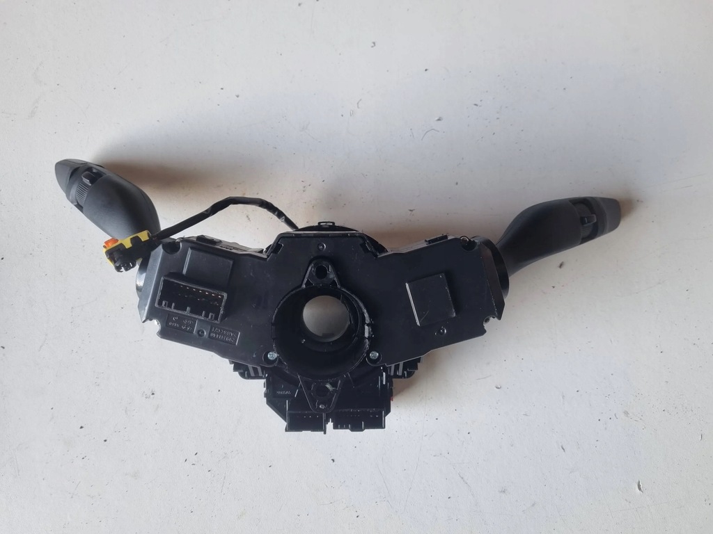 фото №7, Hyundai i20 ii перемикач комбінований стрічка europa