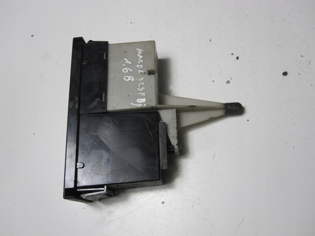 фото №4, Годинник дисплей mazda 323f bj