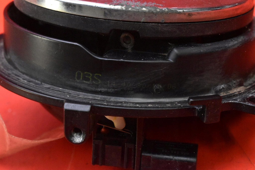 Ручка кришки задній задній емблема 1k0827469e vw passat b6 седан 05-10 Недорого