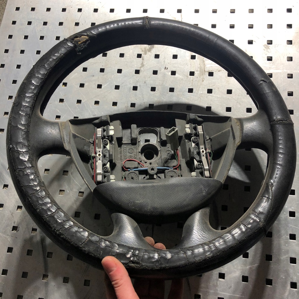 фото №1, Воздуховод renault trafic vivaro 8200201344