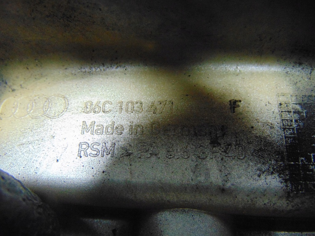 фото №9, Кришка клапанів головки audi a4 b6 3.0 v6