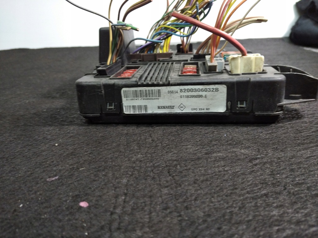 фото №1, Scenic ii megane ii модуль upc x84 n2