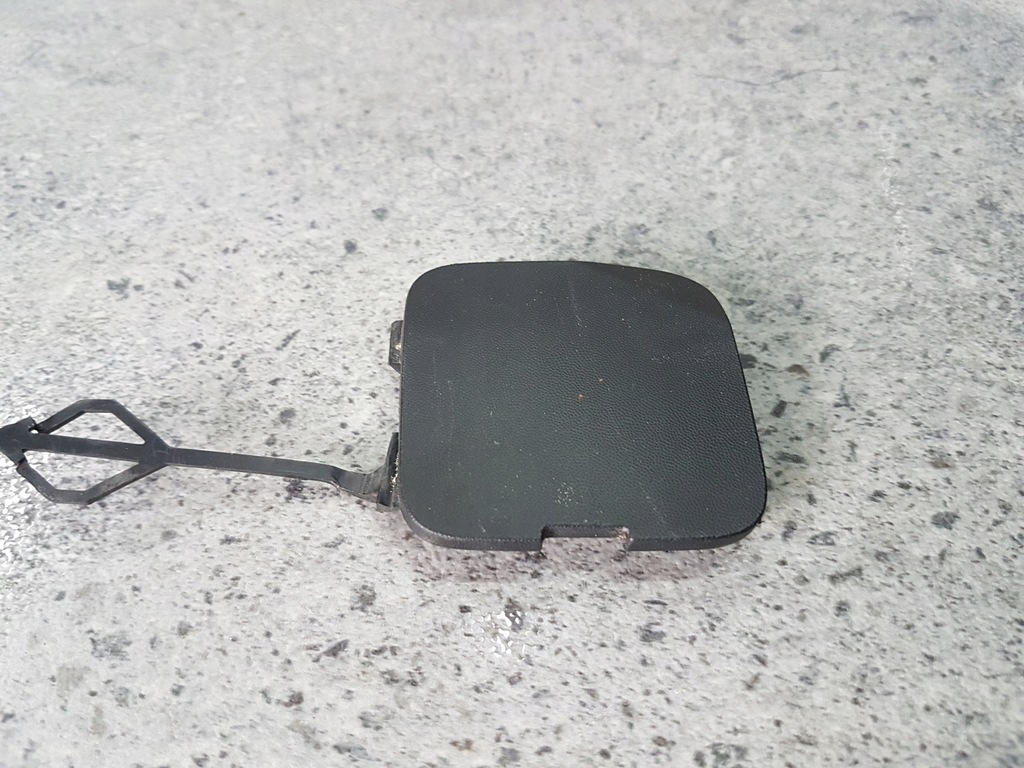 фото №2, Заглушка бампера фаркоп перед renault trafic iii