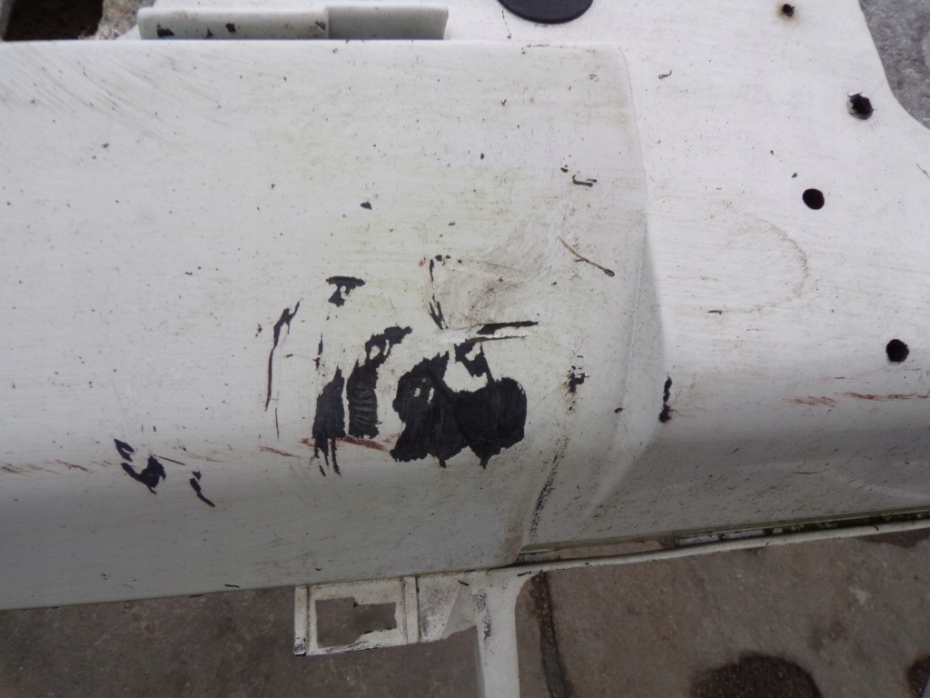 Бампер передний перед bmw e34 цвет alpine weiss Киев