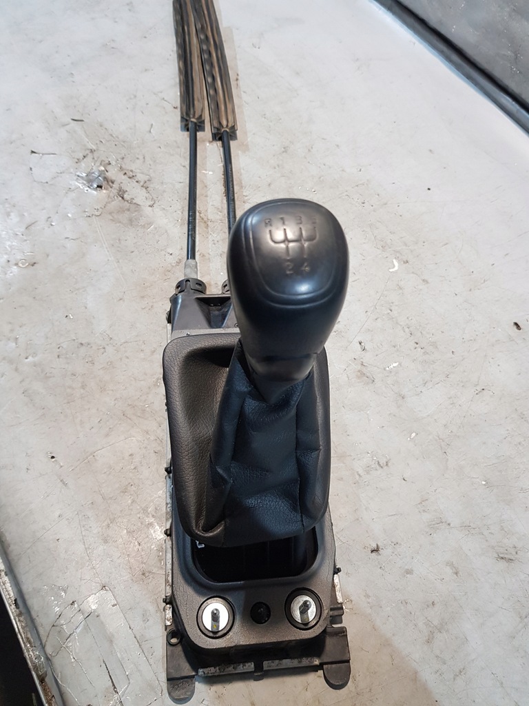 фото №10, Домкрат переключения передач skoda rapid ii 1.4d 5 передач 5ja711061 6ra711049d