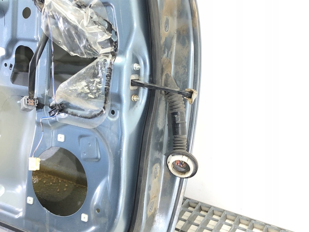 фото №8, Дверь левый перед subaru forester ii kombi