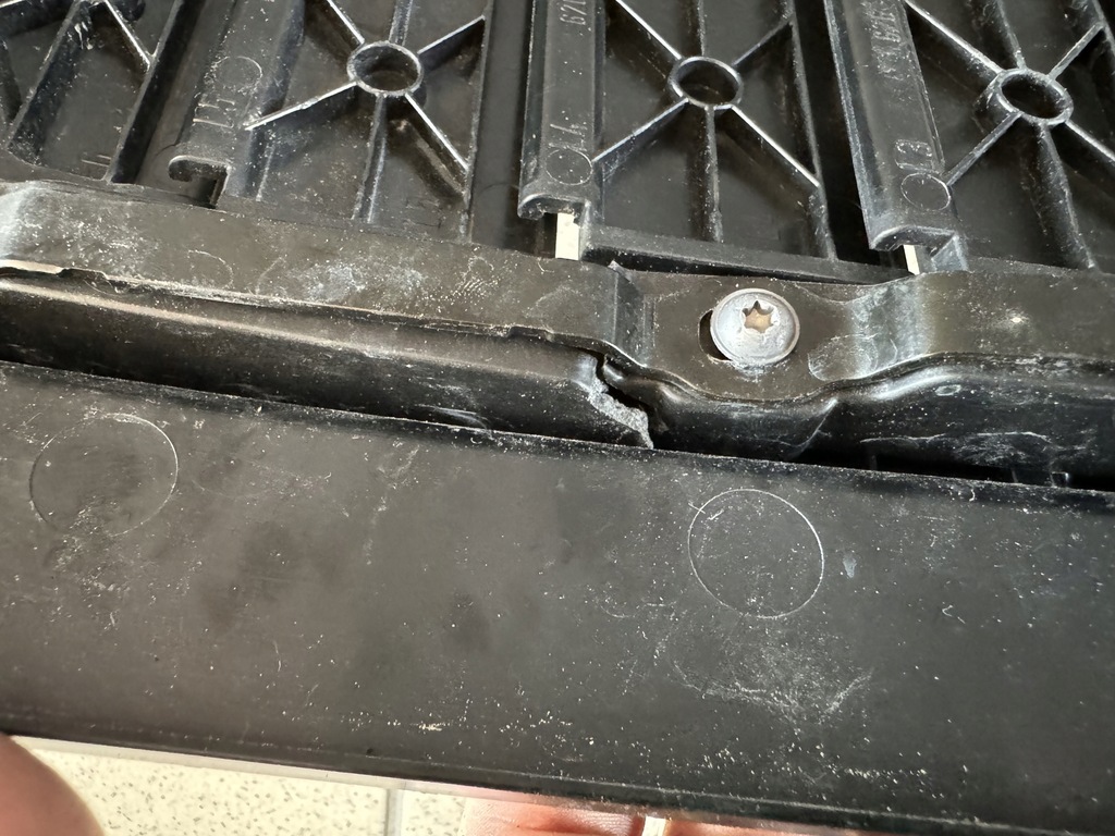 фото №9, Жалюзі впуск повітря bmw 4 g26 повітропровід повітря