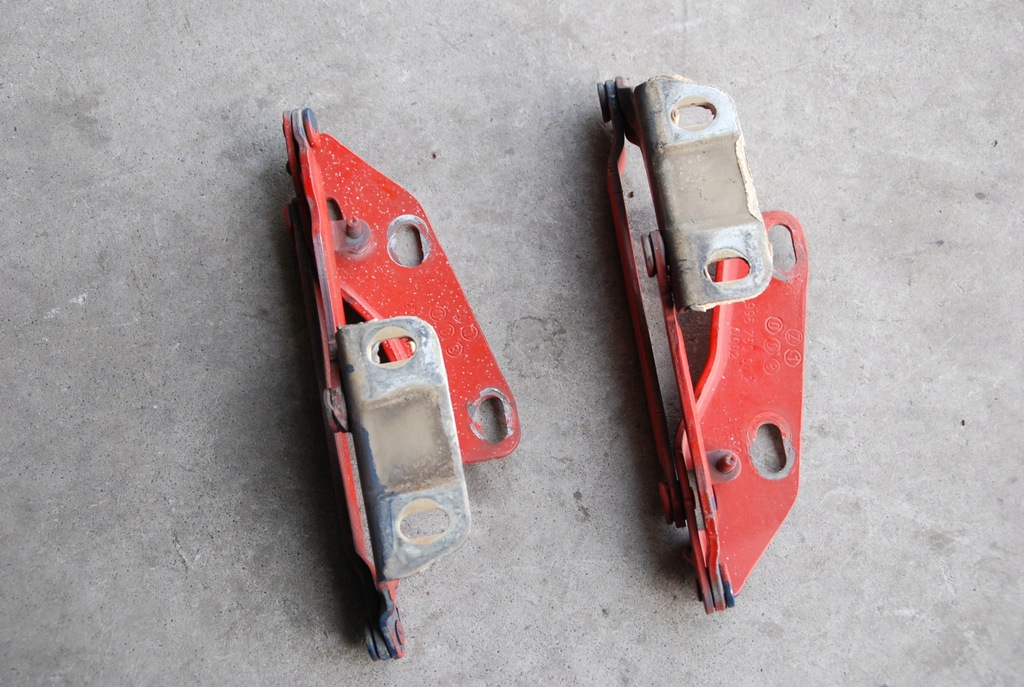 фото №1, Sprinter 906 crafter петля петли капот