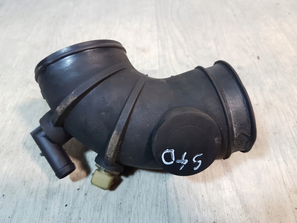 фото №1, Воздухозаборник труба всасывающая воздуха 1.8 16v volvo s40 v40