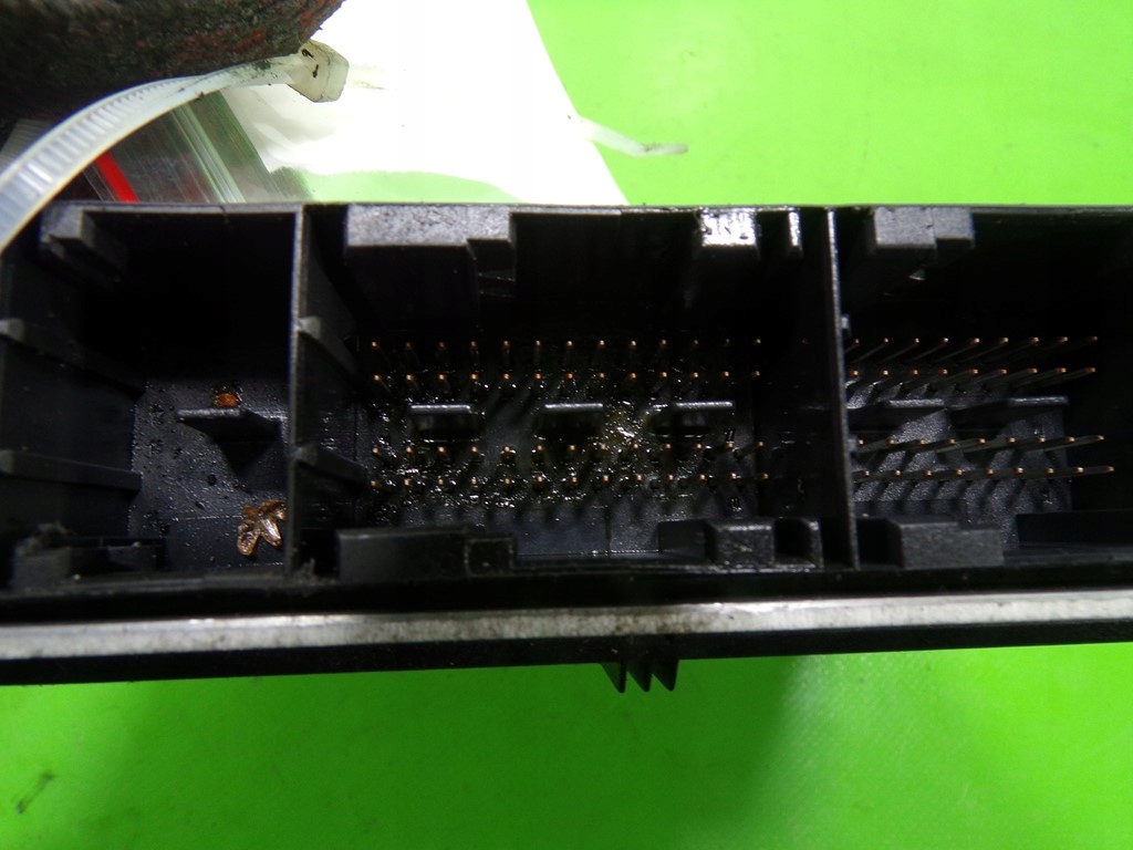 Mercedes w203 2.0 бортовой компьютер блок управления двигателя a1111533079 Киев