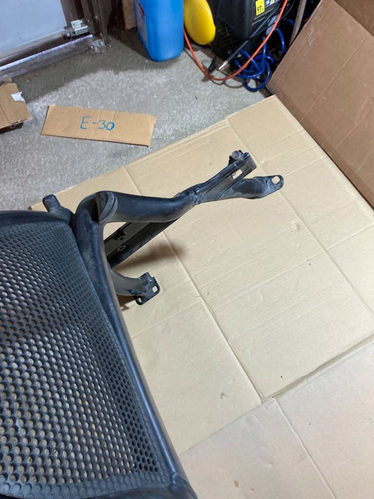 фото №11, Porsche boxster 986 каркас трубопровід сидіння orygi.