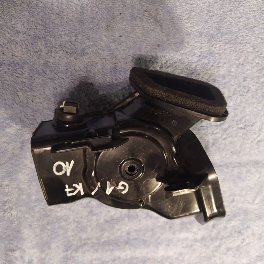 фото №1, Канал обдув левый mercedes w205 a2058300100