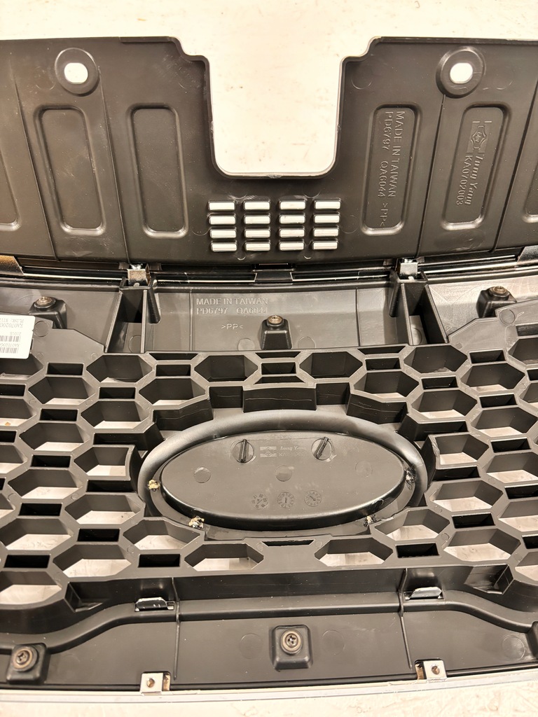 фото №9, Kia sorento 2009-2012 решётка радиатора решётка радиатора решётка впуск воздуха ka07020ga