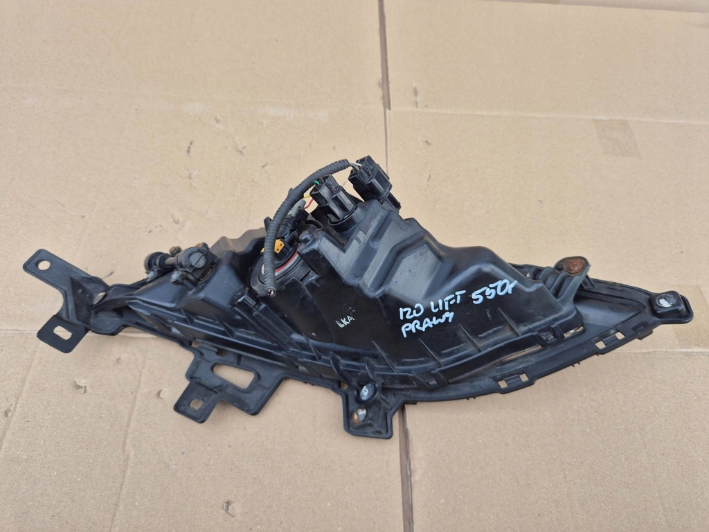 фото №8, Hyundai i20 i lift 12- противотуманная фара лампа противотуманная правая передняя