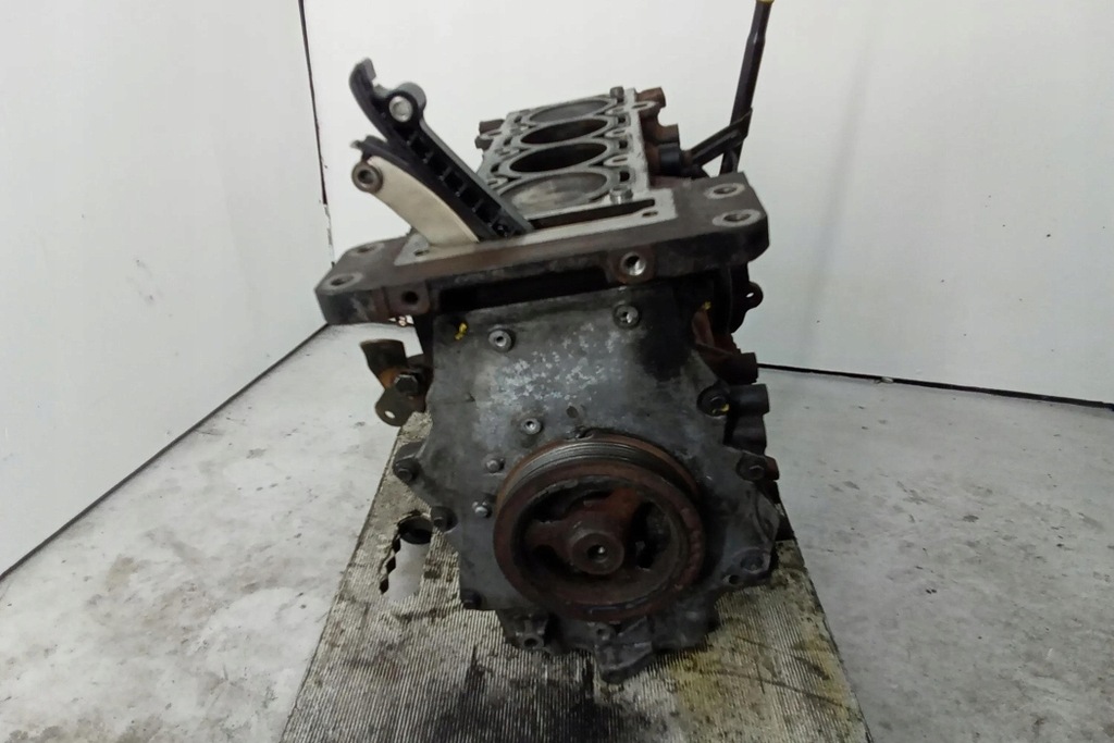 фото №7, Блок двигуна mini cooper r50, r53 il22e 1.6l бензиновий 85kw 2002