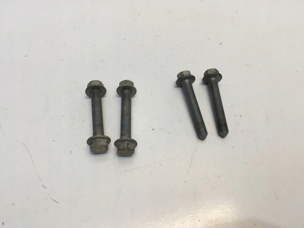 фото №1, Skoda scala 2019 болти підвіска важелів перед