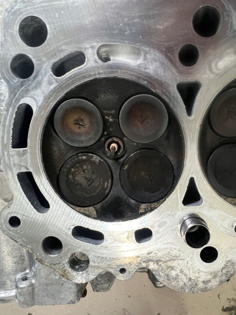 фото №15, Honda hr-v ii 1.5b l15b4 головка вали