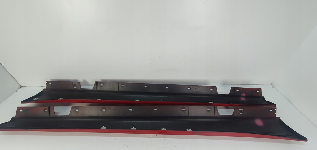 фото №5, Bmw e90 молдинг порог m-pakiet karmesin kpl 4