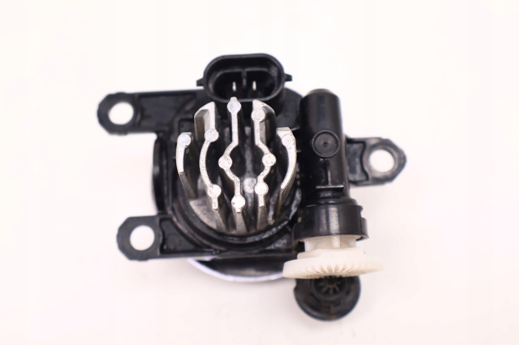 фото №7, Volvo xc40 противотуманная фара лампа противотуманная левая 32228883