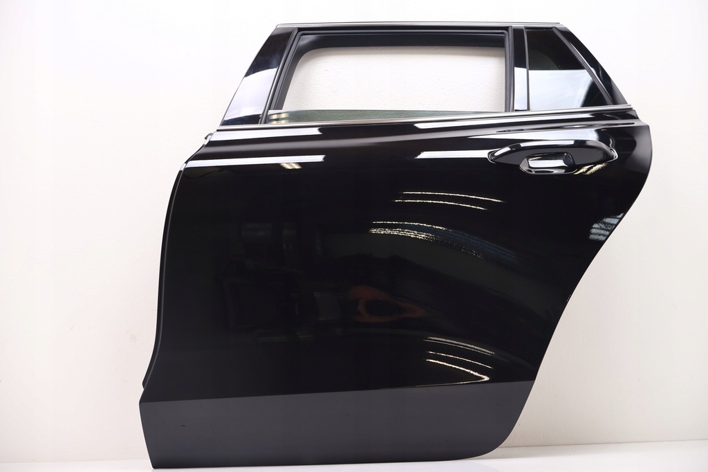 фото №4, Volvo v60 ii дверь левая задняя 717