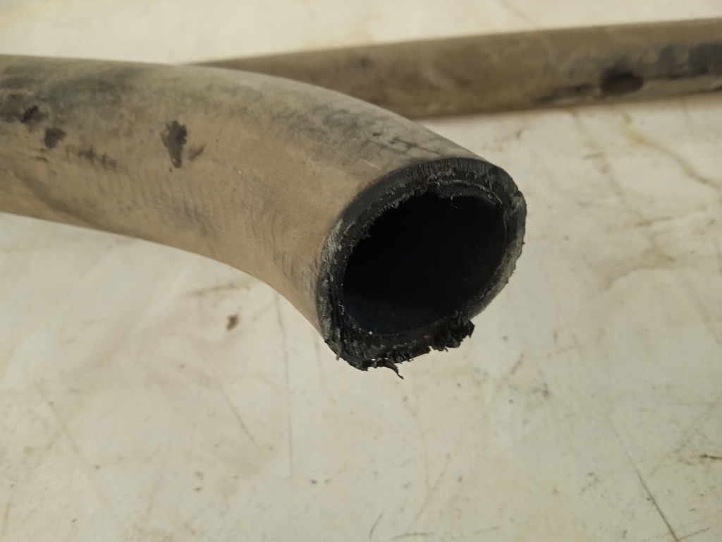 фото №9, Town country 10- 20 труба заливной топлива usa