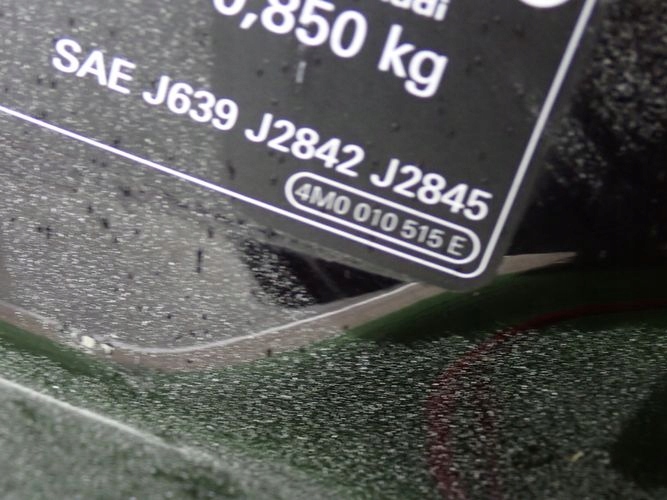 Купити Audi q7 4m0 15- капот