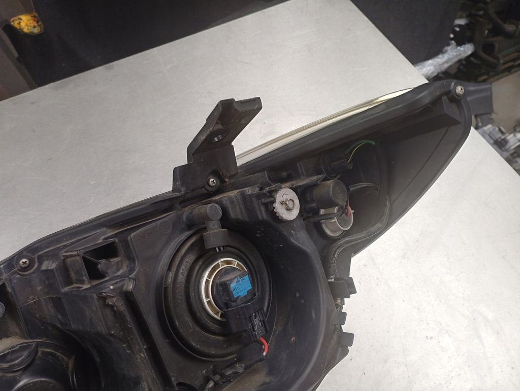 фото №15, Mazda 6 gj лампа правая передняя линза uk ghr4-51030