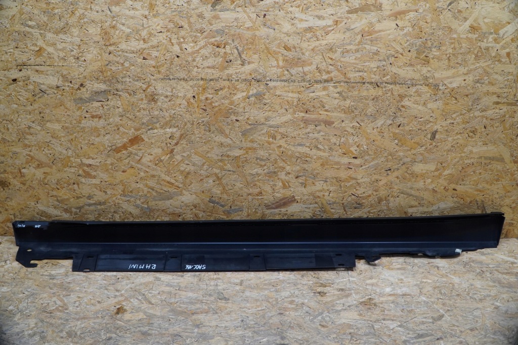 Поріг молдинг поріг ліва 5a0c185 lub права 5a0c186 mini countryman u25 25r Ціна