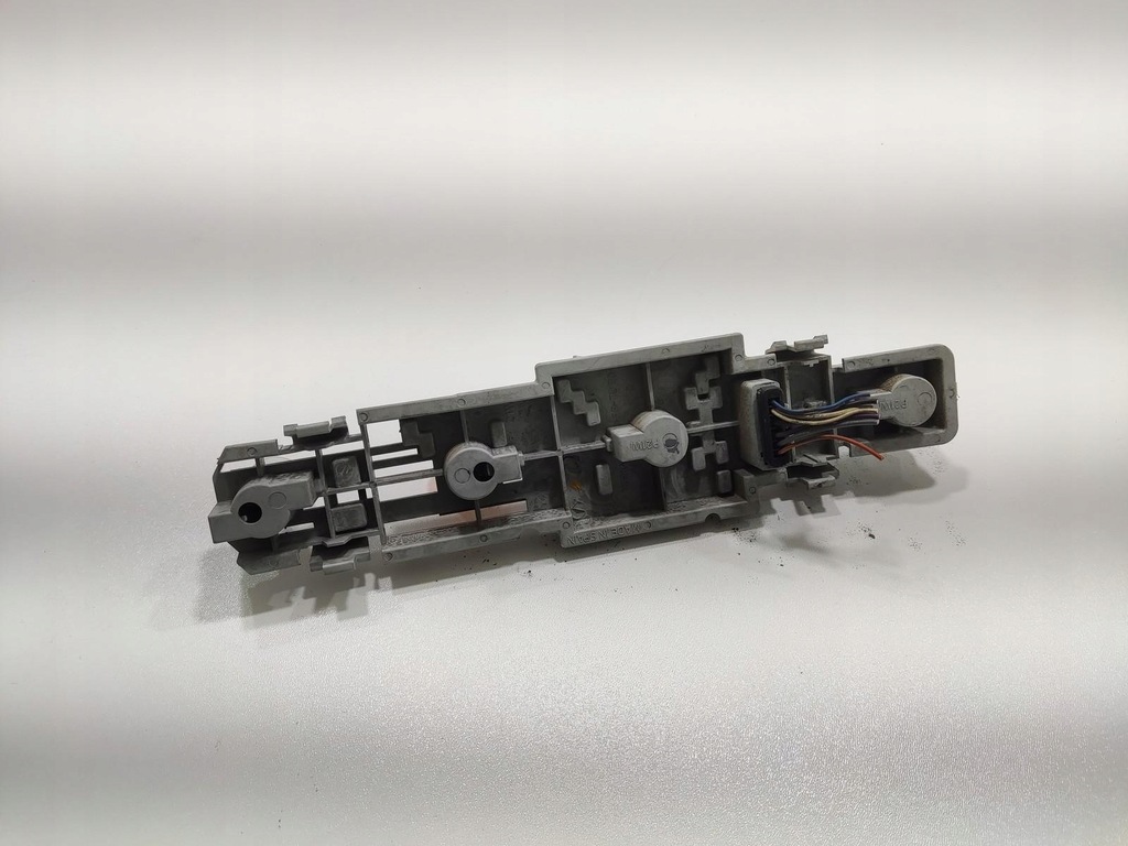 фото №4, Вкладыш лампы задняя цоколь лампочка renault master ii lift 2004-2009