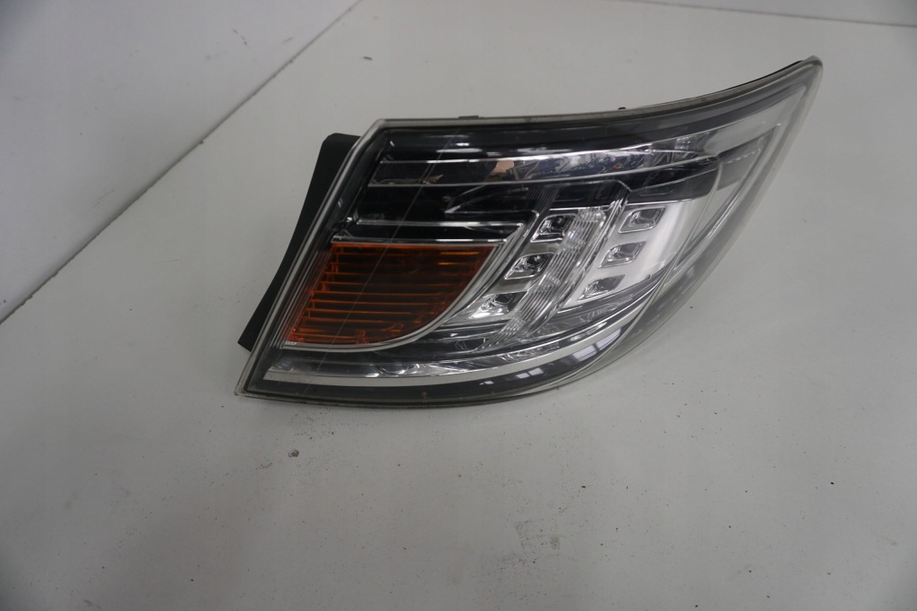 фото №1, Mazda 6 gh хэтчбек sedan лампа задняя правая gs1f-51150 220-41055 nr.81