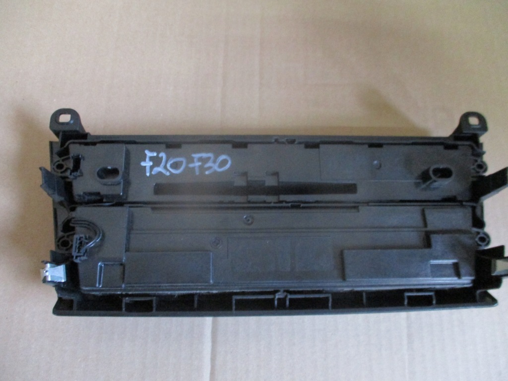 Панель обдув кондиционера радио bmw f20 f21 f30 f31 f34 Оригинал