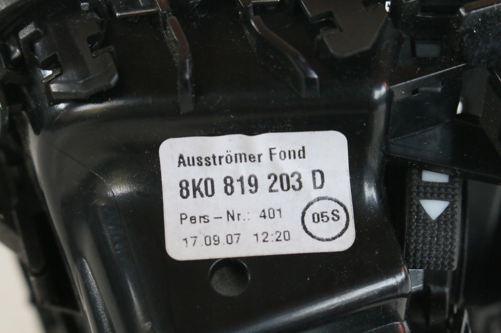 фото №6, Audi a4 b8 решётка обдув задняя