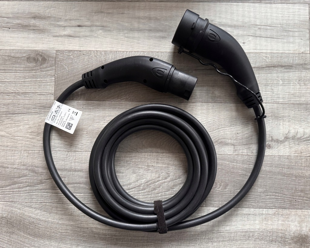 фото №10, Audi e-tron nowa зарядное устройство сетевая 7.2kw трёхфазная сеть шланг сумка комплектная