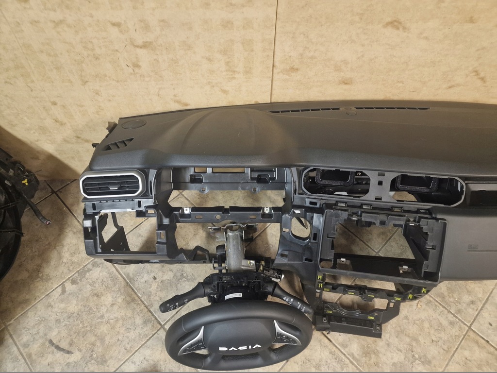 фото №5, Консоль подушка безпеки ремені dacia duster 2 lift 2022 rok