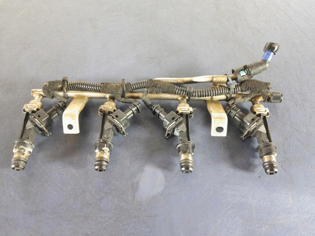 фото №2, Opel astra h 1.6 b молдинг питающая