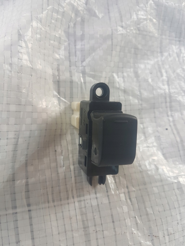 фото №1, Перемикач кнопка вікон nissan note e12