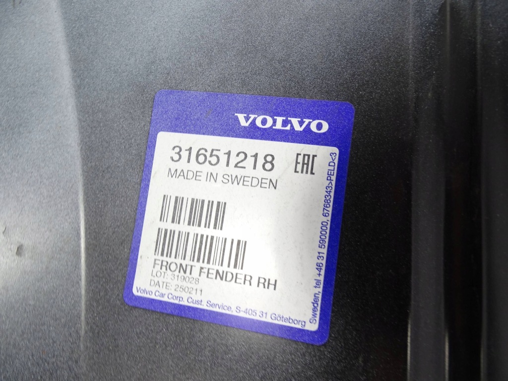 Крыло  передок  передний правый  volvo xc40 2 Доставка