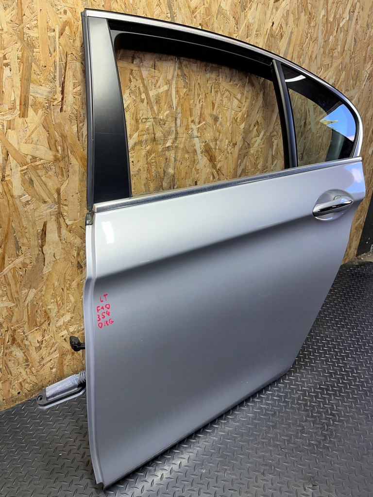 фото №10, Дверь левая задние левый задняя bmw f10 titansilber 354