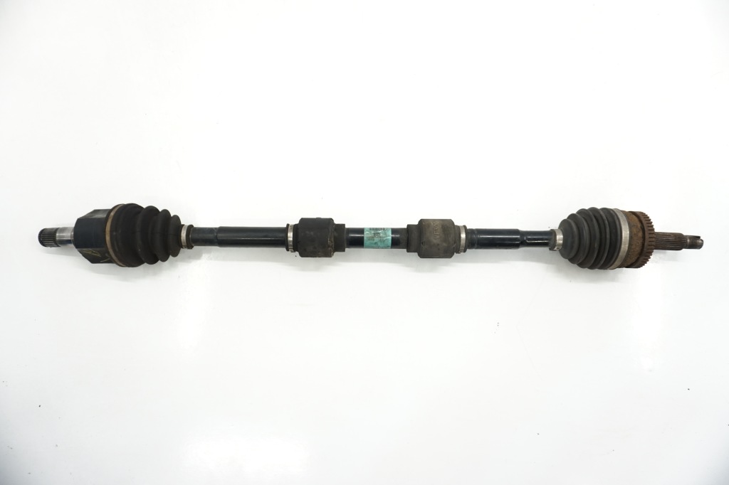 фото №1, Hyundai i40 приводной вал правая 1.7crdi 49501-3z350