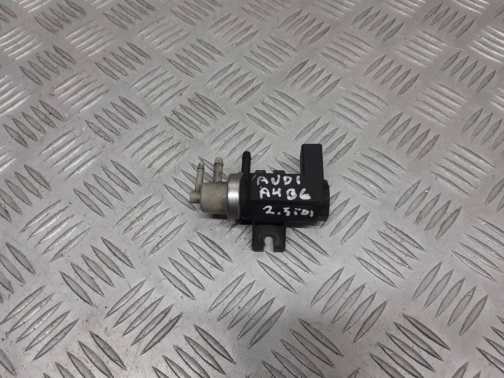 фото №1, Клапан вакуумa audi a4 b6 2.5 tdi