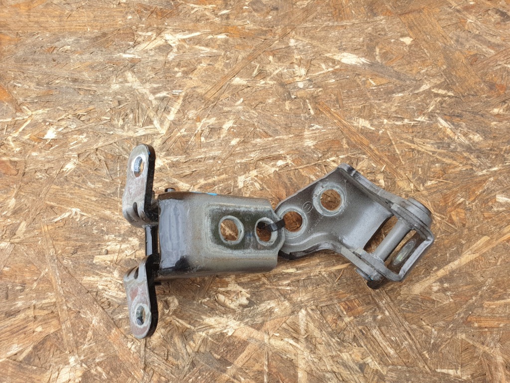 фото №2, Renault clio v петли дверь правый перед