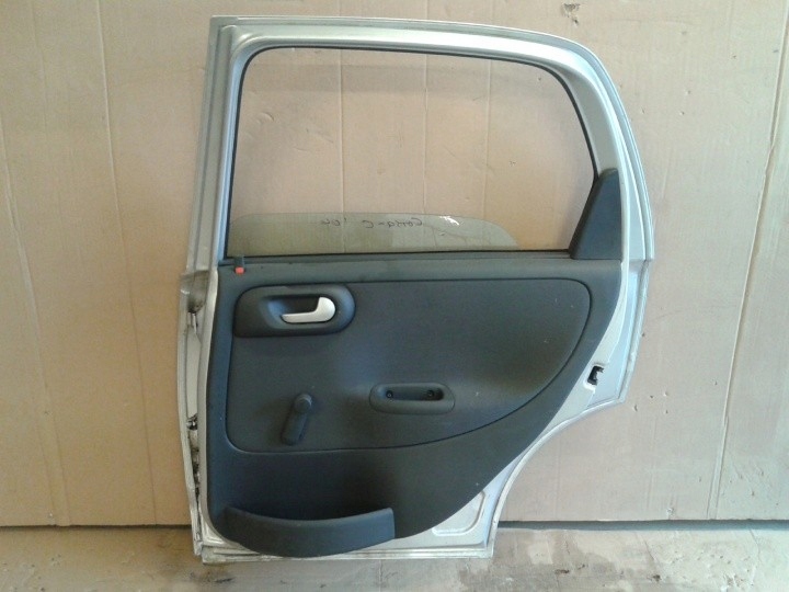 фото №3, Opel corsa 2000 c дверь правое задняя